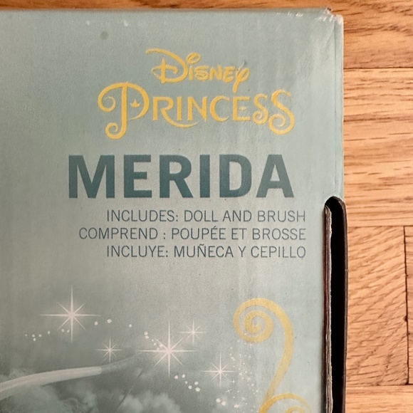 Disney Princess Merida Doll Like New in Box - Picture 14 of 16